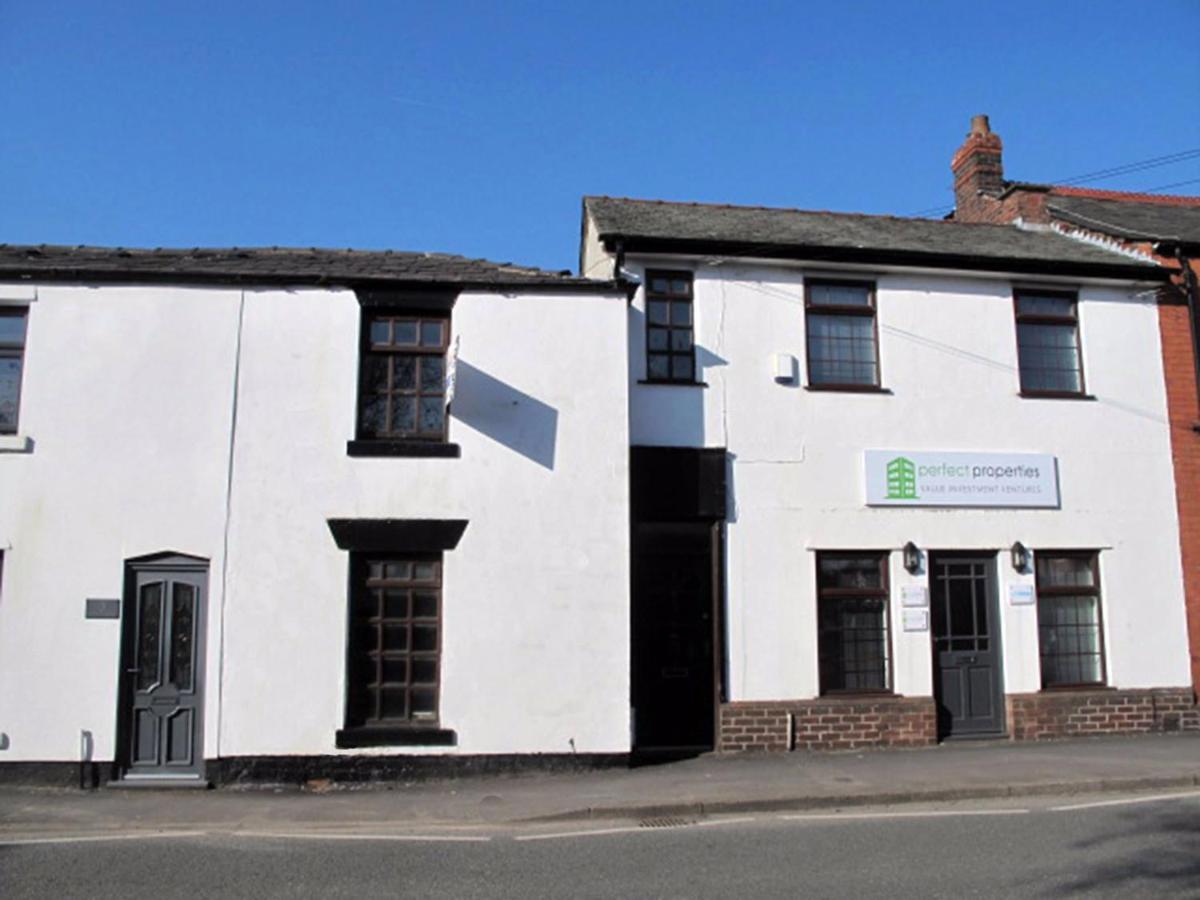 Lymm Cottage Holiday home *